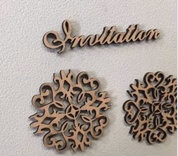 Máquina de corte a laser de CO2 para indústria de metal e não metal para presentes e artesanato